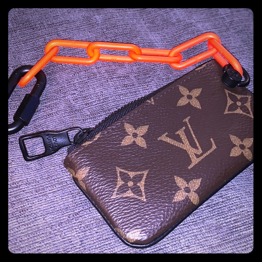 Luis Vuitton Virgil Ablob Key pouch - Picture 1 of 3